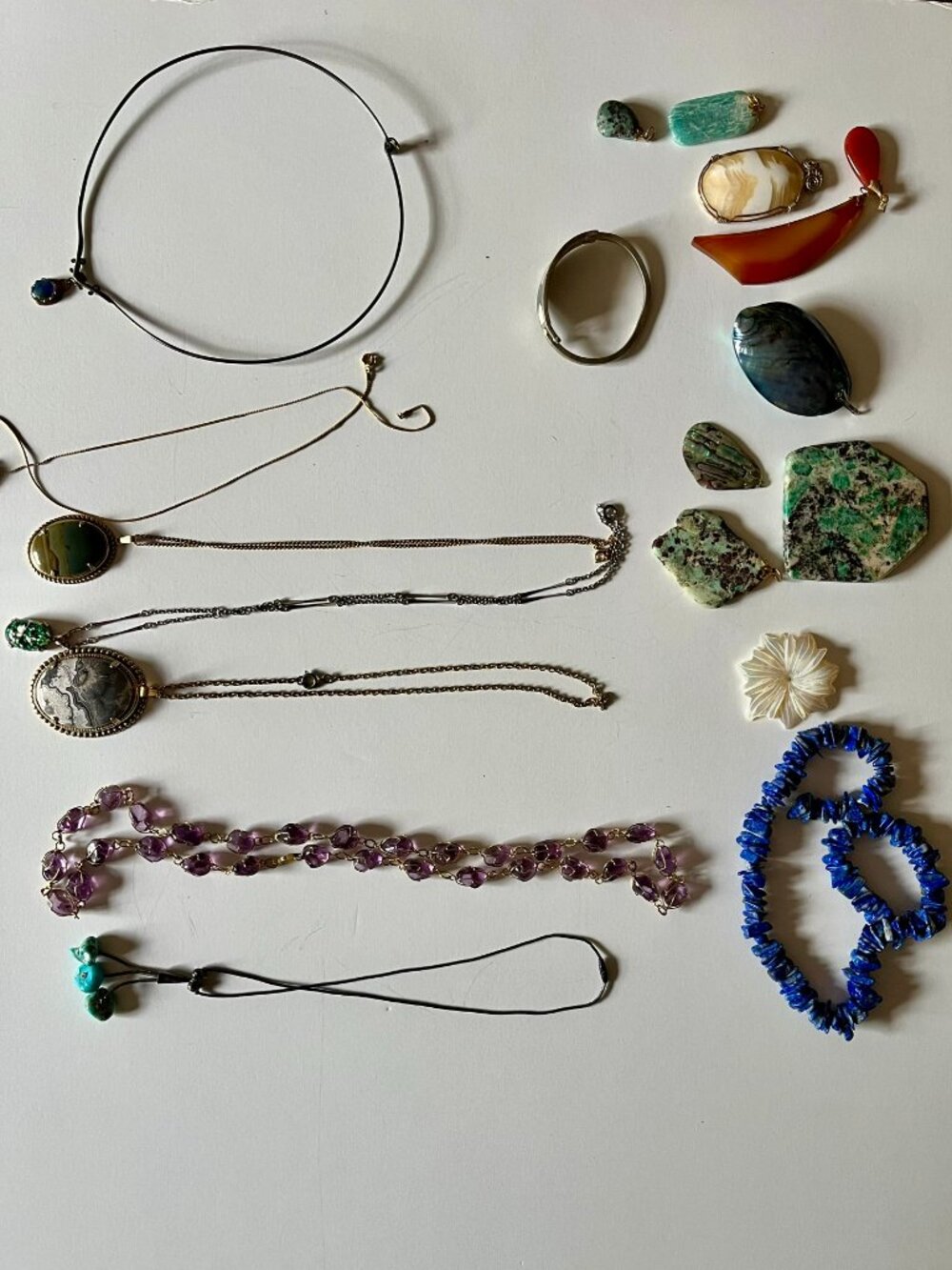 semiprecious stone jewelry and stones